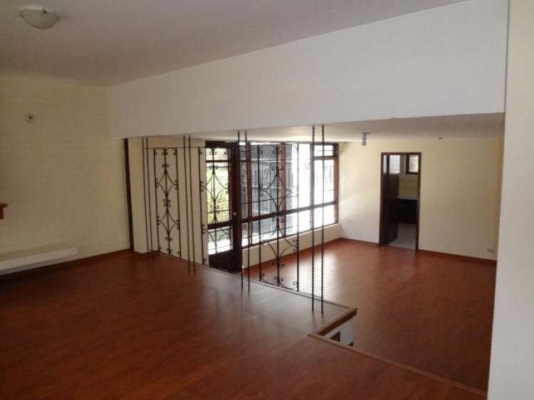 Foto Casa en Arriendo en QUICENTRO, Quito, Pichincha - U$D 1.300 - CAA8850 - BienesOnLine