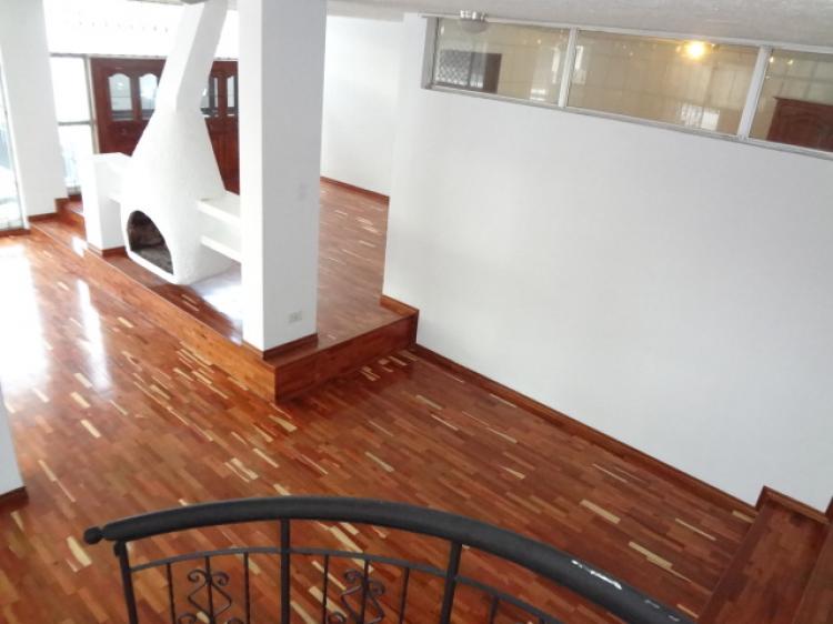 Foto Casa en Arriendo en LA CAROLINA, Quito, Pichincha - U$D 1.300 - CAA9089 - BienesOnLine