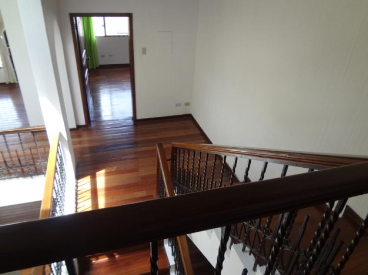 Foto Casa en Arriendo en LA CORUA, Quito, Pichincha - U$D 1.600 - CAA9837 - BienesOnLine