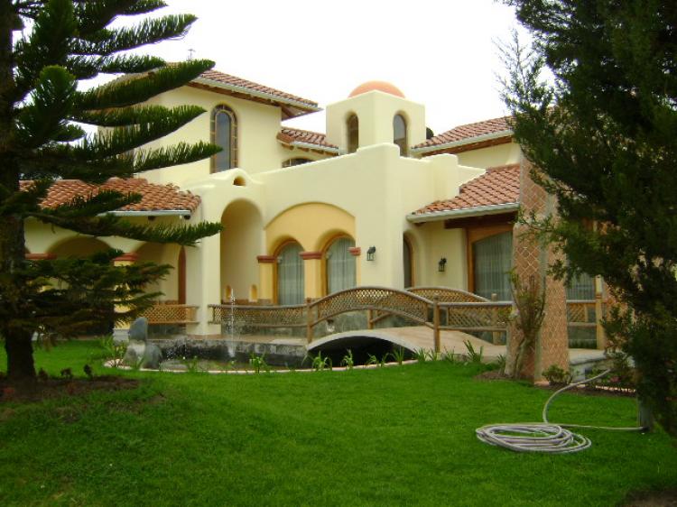 Foto Quinta en Venta en Puembo, Quito, Pichincha - U$D 395.000 - QUV8113 - BienesOnLine