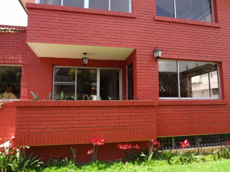 Foto Casa en Arriendo en BELLAVISTA, Quito, Pichincha - U$D 2.500 - CAA10601 - BienesOnLine
