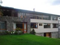 Casa en Arriendo en BELLAVISTA Quito