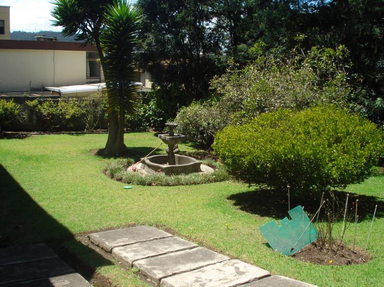 Foto Terreno en Venta en VOZ ANDES, Quito, Pichincha - U$D 750.000 - TEV7448 - BienesOnLine