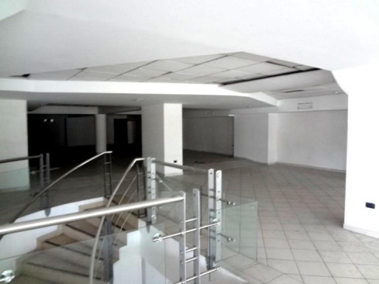 Foto Edificio en Arriendo en Quito, Pichincha - U$D 3.400 - EDA11858 - BienesOnLine