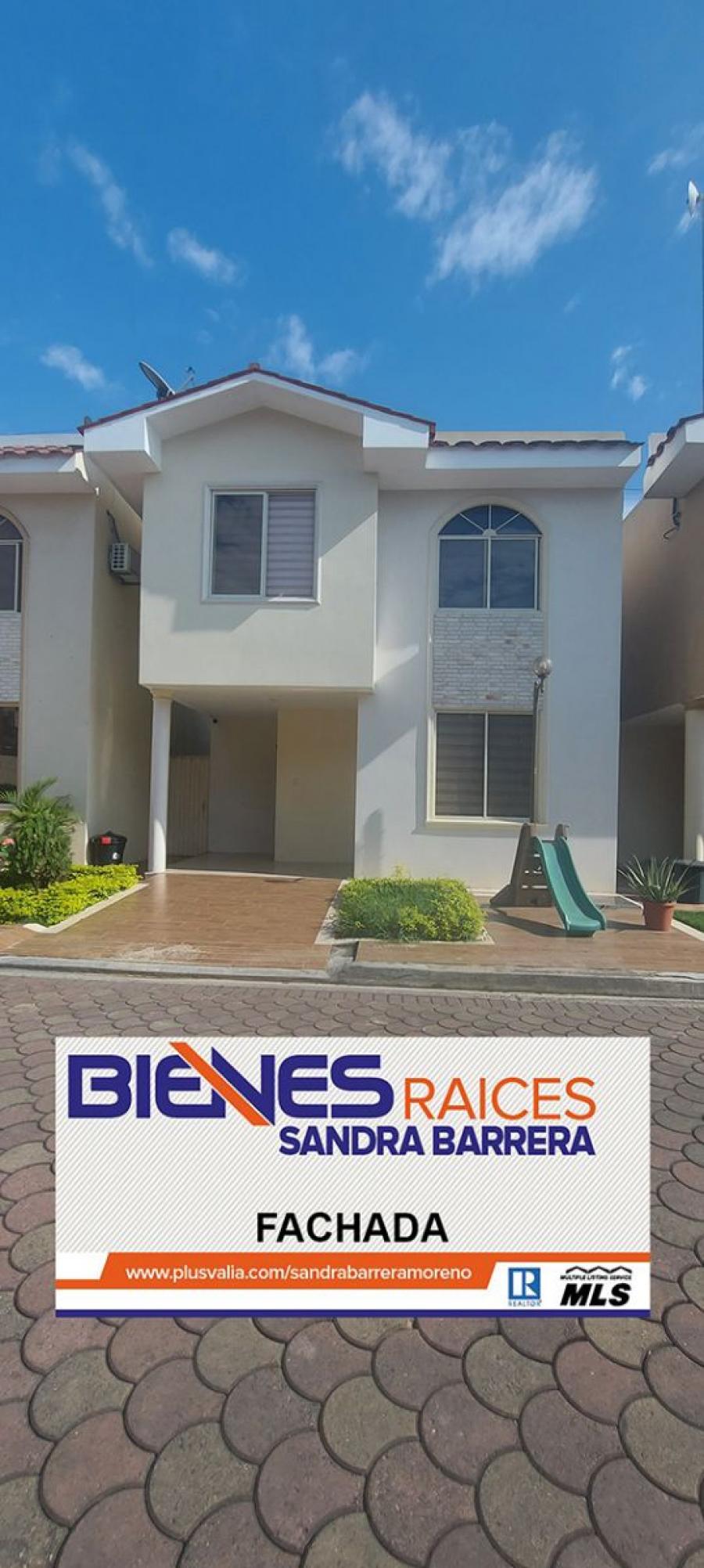 Foto Casa en Venta en La Providencia, Machala, El Oro - U$D 100.000 - CAV35404 - BienesOnLine