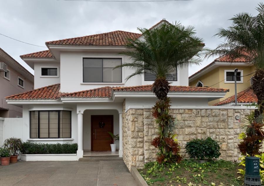 Foto Casa en Venta en La puntilla, Samborondón, Guayas - U$D 275.000 - CAV34999 - BienesOnLine