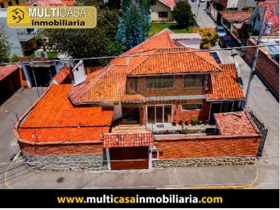 Foto Casa en Venta en Av. Primero de Mayo, Cuenca, Azuay - U$D 209.990 - CAV36889 - BienesOnLine