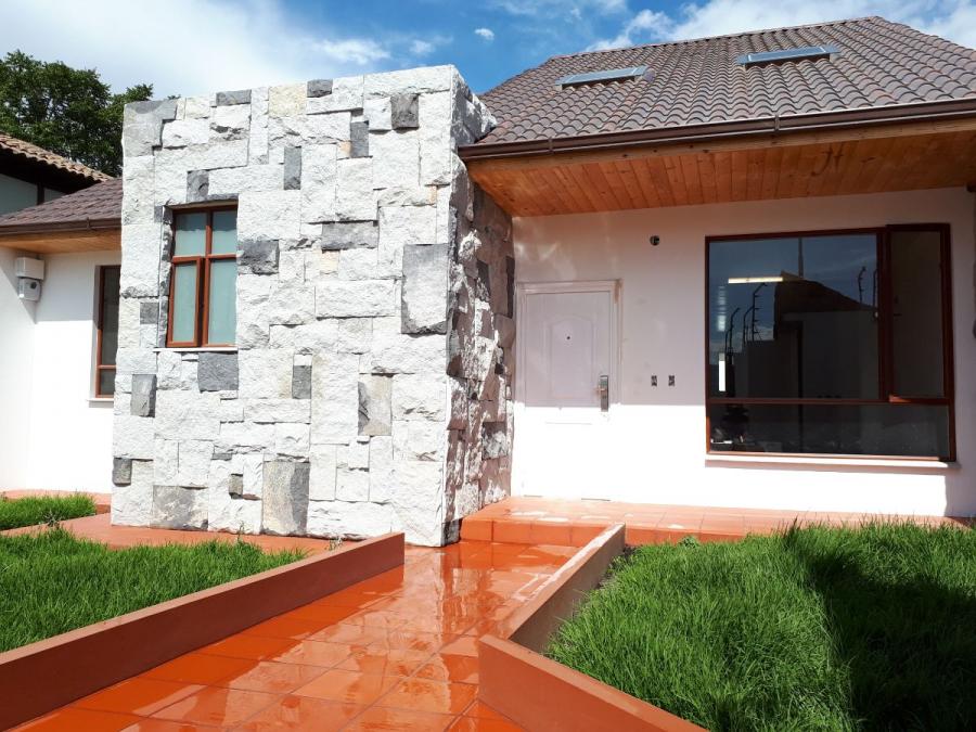 Foto Casa en Venta en IZAMBA, Ambato, Tungurahua - U$D 215.000 - CAV31479 - BienesOnLine