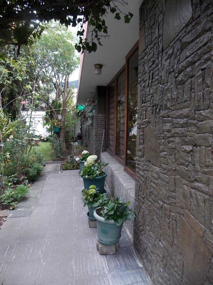 Foto Casa en Venta en Chaupicruz, Quito, Pichincha - U$D 590.000 - CAV14735 - BienesOnLine