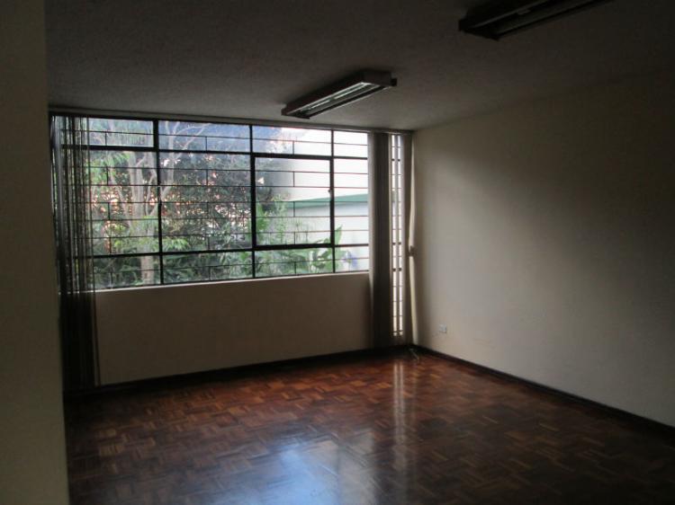 Foto Casa en Arriendo en Quito, Pichincha - U$D 1.250 - CAA11049 - BienesOnLine