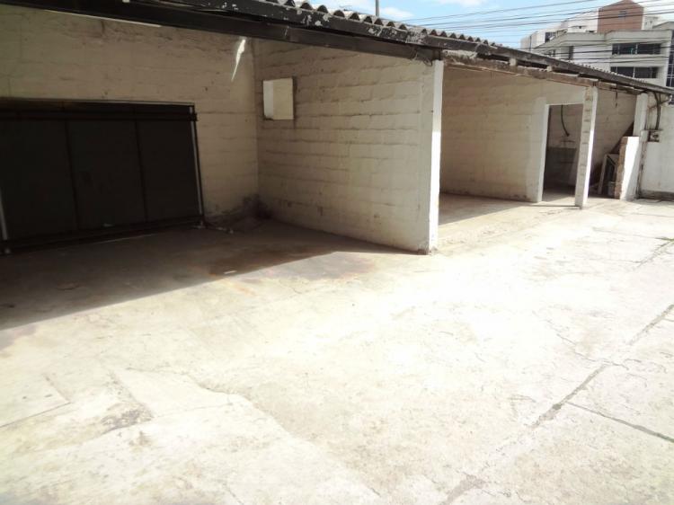 Foto Nave en Arriendo en CAROLINA, Quito, Pichincha - U$D 3.100 - NAA21165 - BienesOnLine