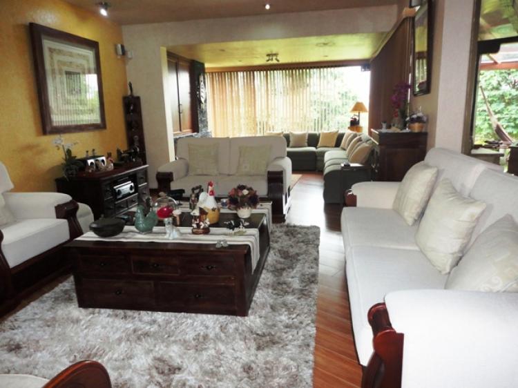Foto Casa en Venta en Cumbay, Quito, Pichincha - U$D 800.000 - CAV16872 - BienesOnLine