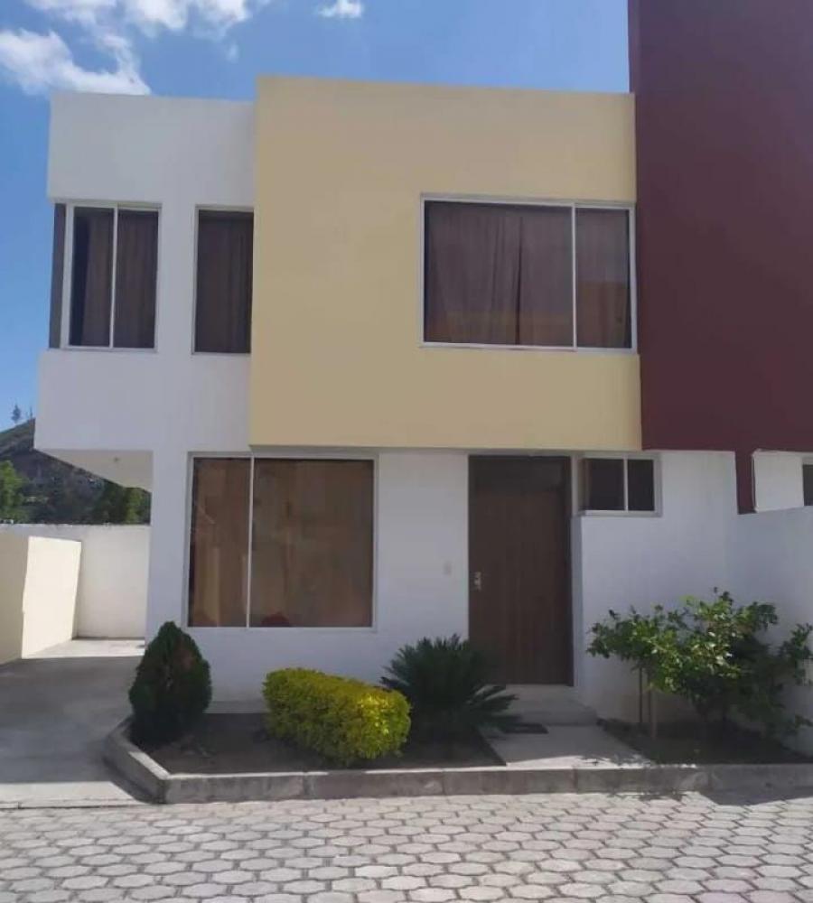 Foto Casa en Venta en Sagrario, Ibarra, Imbabura - U$D 78.000 - CAV31463 - BienesOnLine