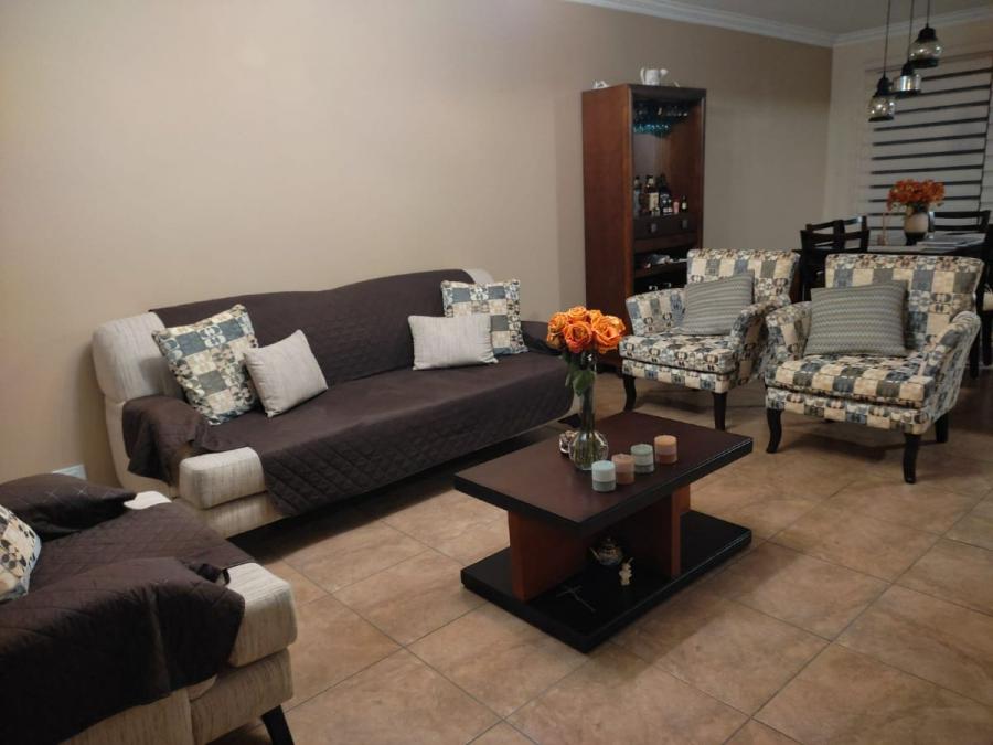 Foto Casa en Venta en CONOCOTO, LA ARMENIA, Pichincha - U$D 112.000 - CAV36454 - BienesOnLine