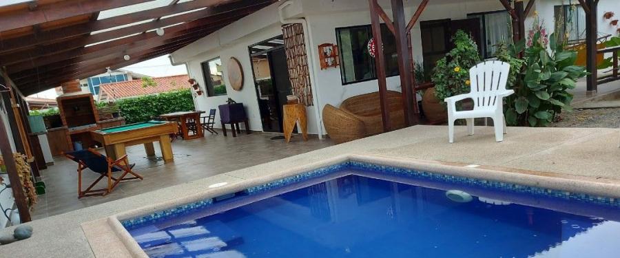 Foto Casa en Venta en Tonsupa, Atacames, Esmeraldas - U$D 160.000 - CAV34628 - BienesOnLine
