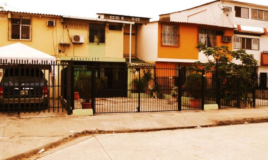 Foto Casa en Venta en Guayaquil, Guayas - U$D 79.000 - CAV30816 - BienesOnLine