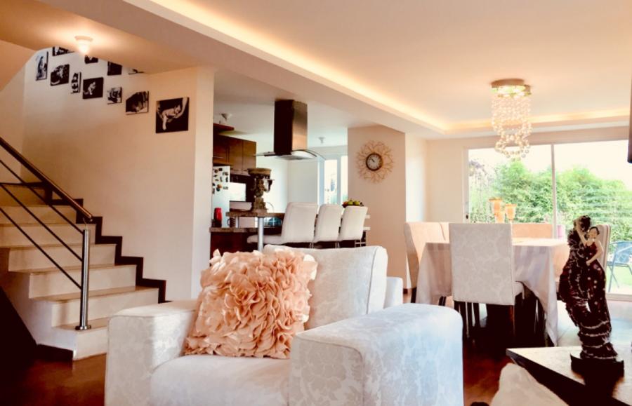Foto Casa en Venta en Pinllo, Ambato, Tungurahua - U$D 155.000 - CAV37092 - BienesOnLine