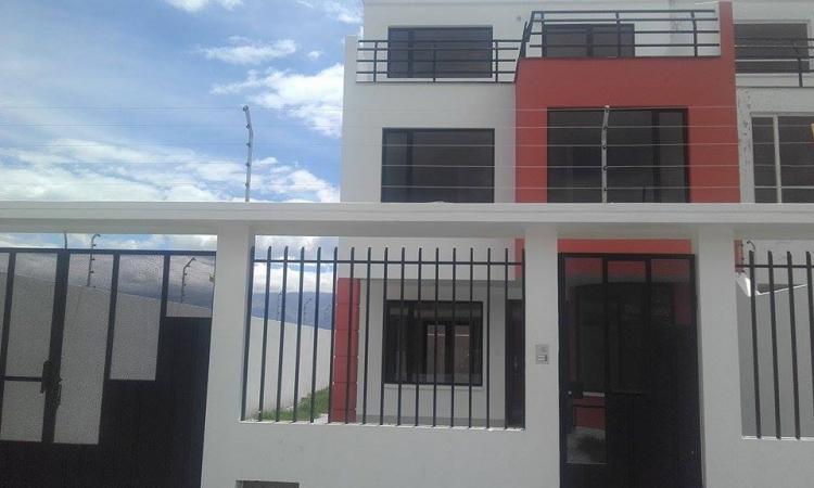 Foto Casa en Venta en Conocoto, Quito, Pichincha - U$D 115.000 - CAV19961 - BienesOnLine