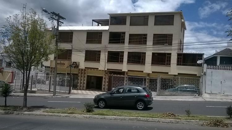 Foto Casa en Venta en Ambato, Tungurahua - U$D 369.000 - CAV15603 - BienesOnLine