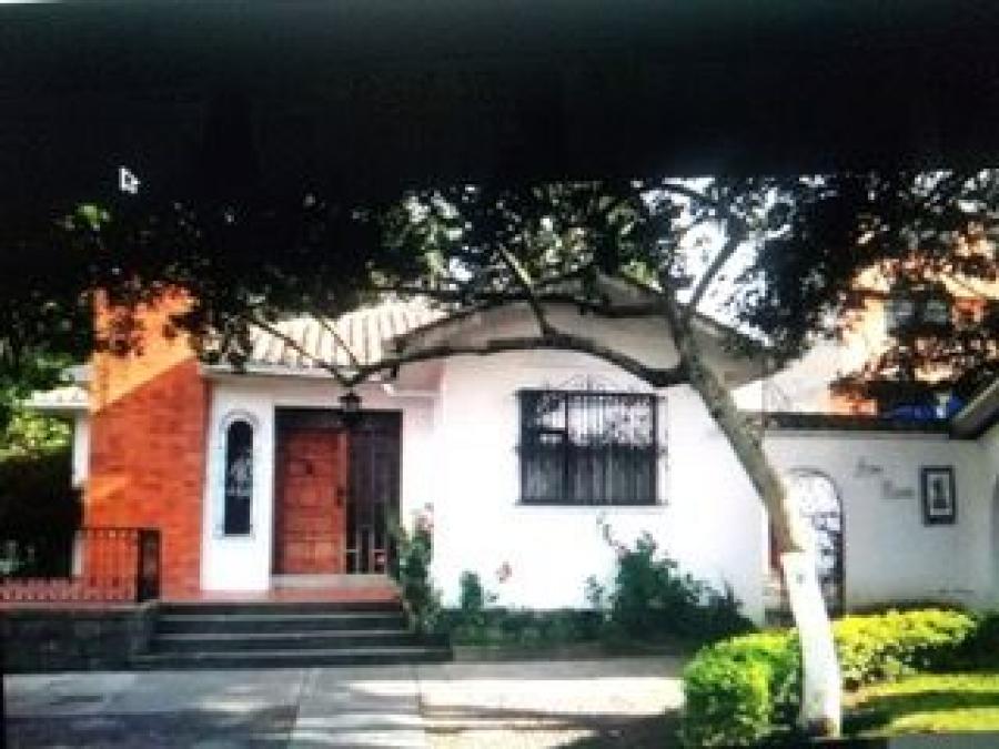 Foto Quinta en Venta en Yaruqui, Yaruqui, Pichincha - U$D 1.200.000 - QUV36054 - BienesOnLine