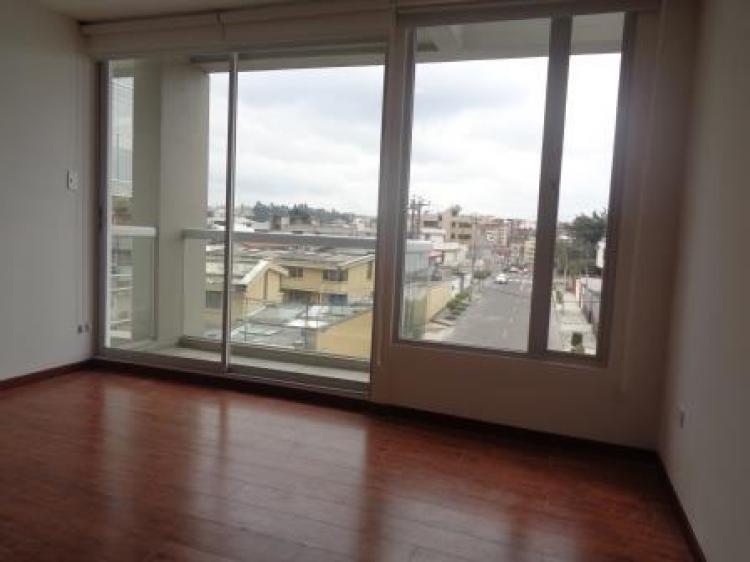 Foto Departamento en Arriendo en MONTESERRIN, Quito, Pichincha - U$D 680 - DEA23028 - BienesOnLine