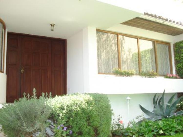 Foto Casa en Arriendo en BATAN, QUITO, Pichincha - U$D 1.200 - CAA4236 - BienesOnLine