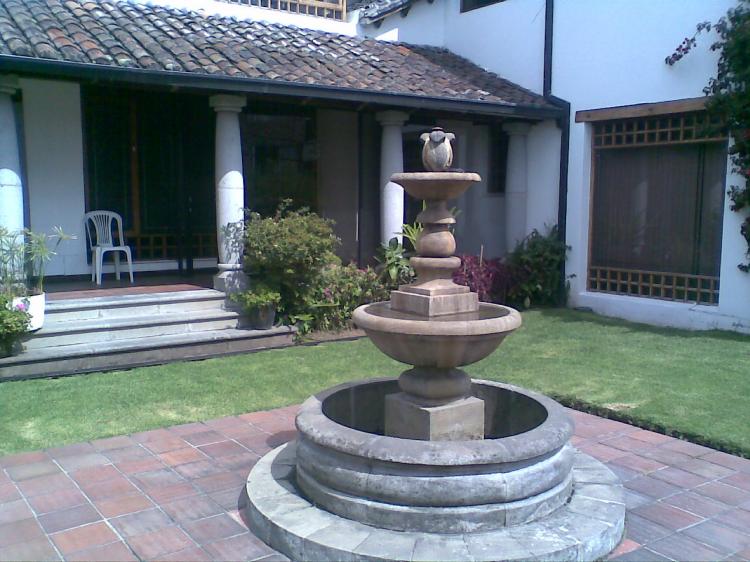 Foto Casa en Arriendo en BELLAVISTA, QUITO, Pichincha - U$D 3.500 - CAA1693 - BienesOnLine