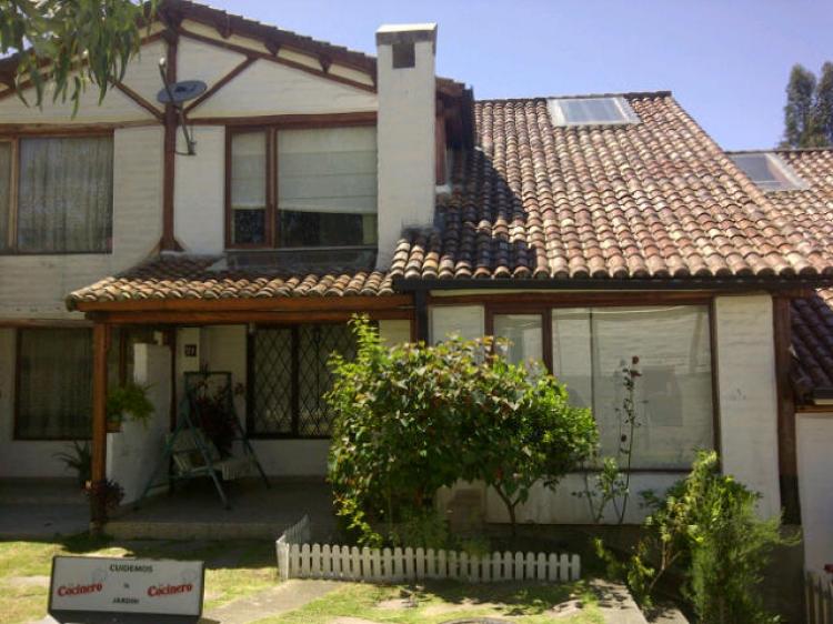 Foto Casa en Venta en Rumiahui, Pichincha - U$D 82.000 - CAV7122 - BienesOnLine