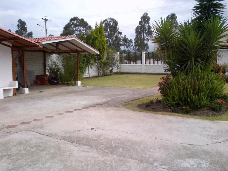 Foto Casa en Venta en BOHIOS DE JATUMPAMBA, Rumiahui, Pichincha - U$D 156.000 - CAV10871 - BienesOnLine