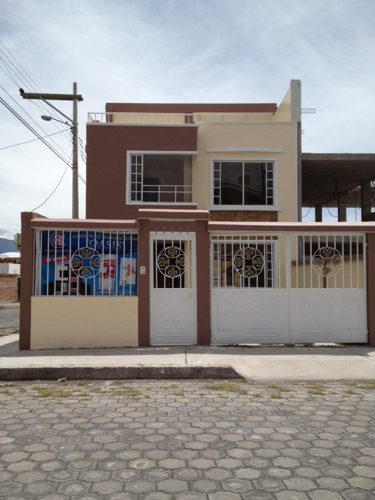 Foto Casa en Venta en norte, Riobamba, Chimborazo - U$D 85.000 - CAV10050 - BienesOnLine