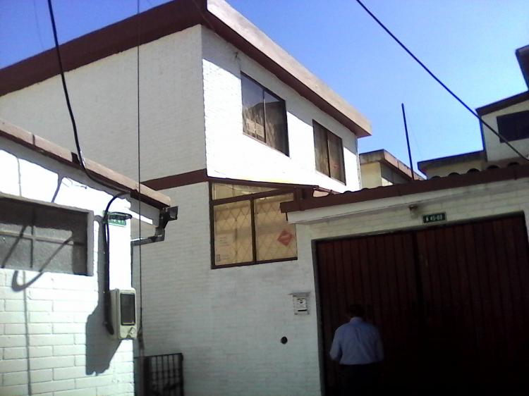 Foto Casa en Venta en Quito, Pichincha - U$D 130.000 - CAV16915 - BienesOnLine