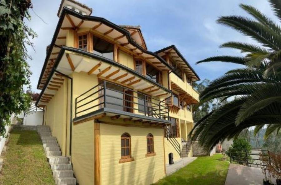 Foto Casa en Venta en CUMBAYA, URBANIZACION PILLAGUA CUMBAYA, Pichincha - U$D 447.777 - CAV36643 - BienesOnLine