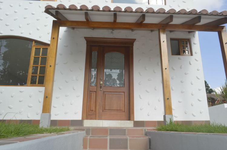 Foto Casa en Venta en Conocoto, Quito, Pichincha - U$D 170.000 - CAV21109 - BienesOnLine