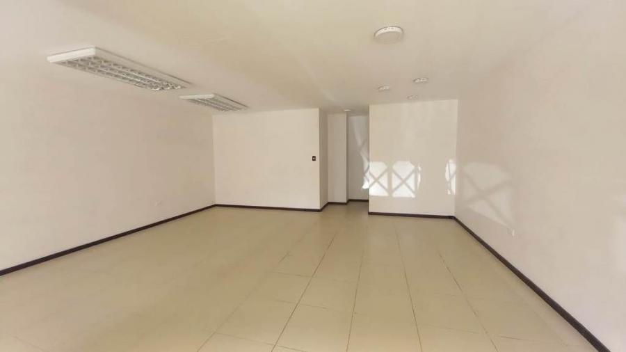 Foto Local en Venta en Quito, Pichincha - U$D 105.000 - LOV34695 - BienesOnLine