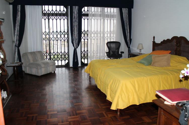 Foto Casa en Venta en Guayaquil, Guayas - U$D 200.000 - CAV20898 - BienesOnLine