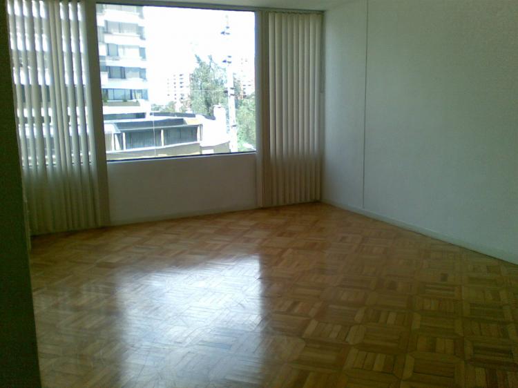 Foto Departamento en Arriendo en Gonzlez Surez, Quito, Pichincha - U$D 700 - DEA10055 - BienesOnLine