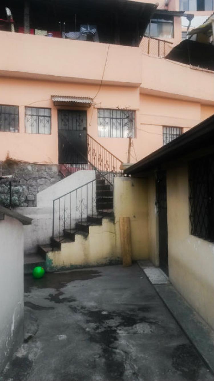 Foto Casa en Venta en CENTRO DE QUITO, Quito, Pichincha - U$D 122.000 - CAV16880 - BienesOnLine