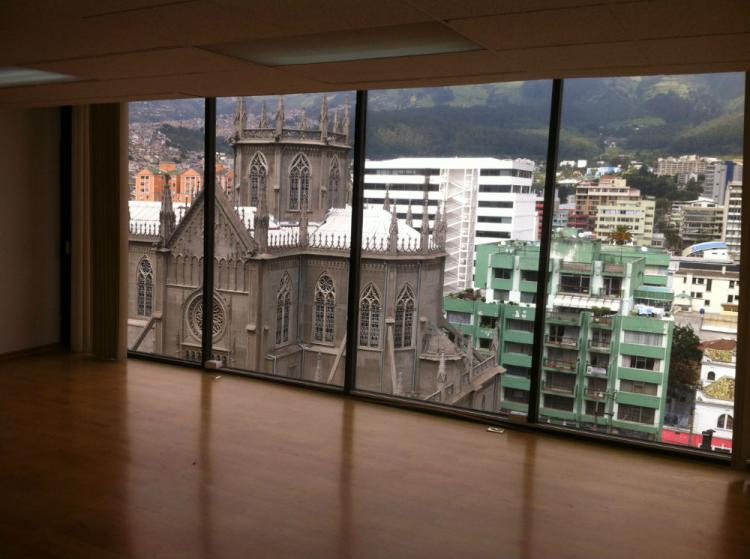 Foto Oficina en Arriendo en Quito, Pichincha - U$D 570 - OFA24253 - BienesOnLine