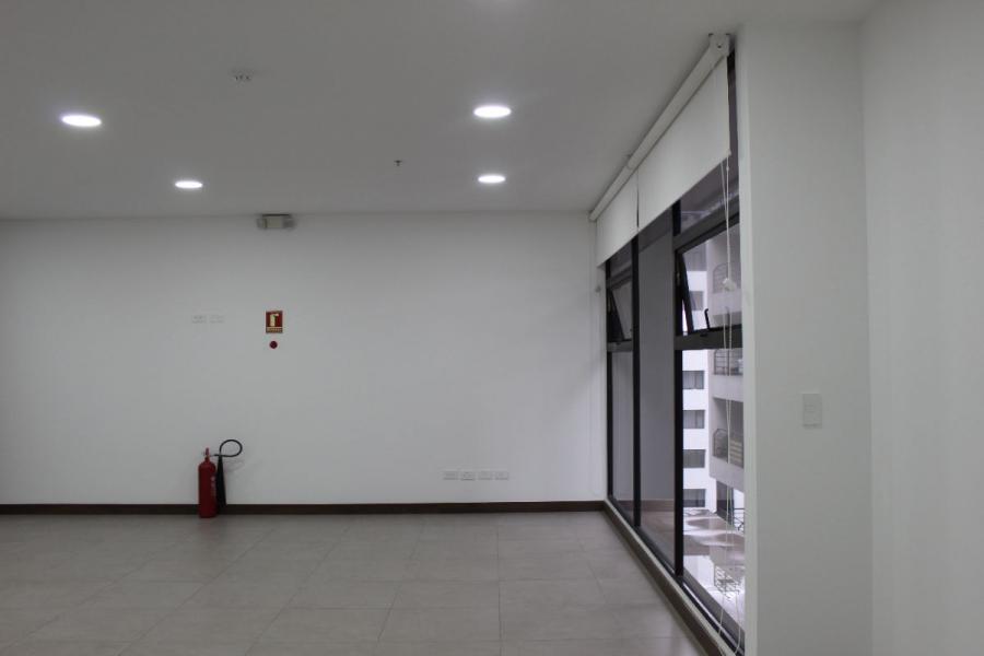 Foto Oficina en Venta en QUITO, QUITO, Pichincha - U$D 118.000 - OFV33838 - BienesOnLine