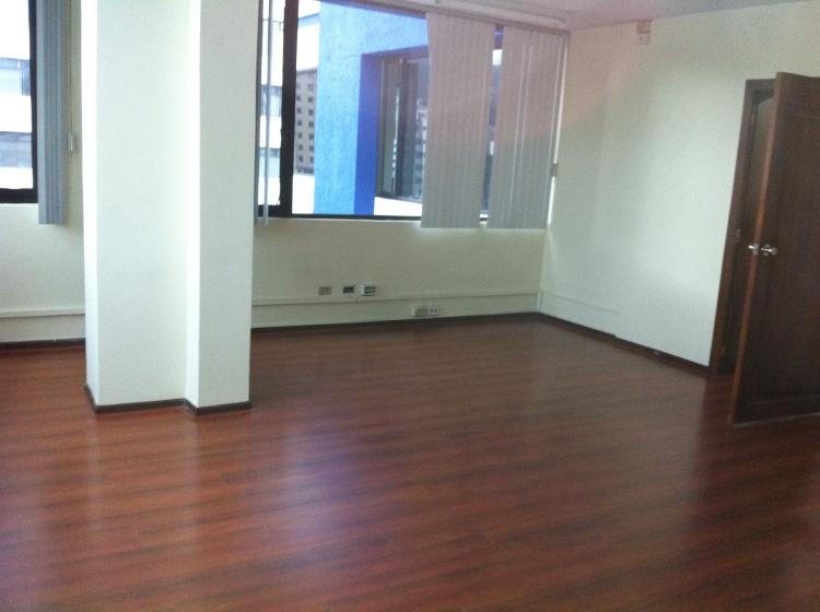 Foto Oficina en Arriendo en MARISCAL, Quito, Pichincha - U$D 2.100 - OFA17436 - BienesOnLine