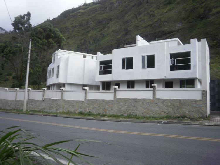 Foto Casa en Venta en Zona de Seguridad del Volcan, Baos, Tungurahua - U$D 75.000 - CAV9321 - BienesOnLine