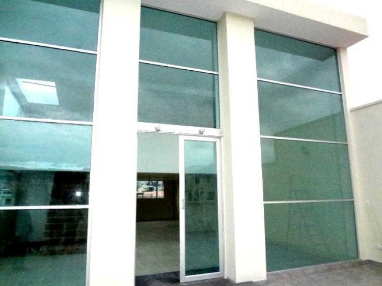 Foto Oficina en Arriendo en BATAN BAJO, Quito, Pichincha - U$D 7.500 - OFA13014 - BienesOnLine