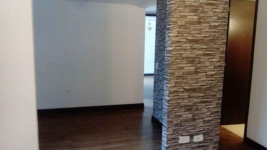 Foto Departamento en Arriendo en Quito, Pichincha - U$D 450 - DEA33109 - BienesOnLine