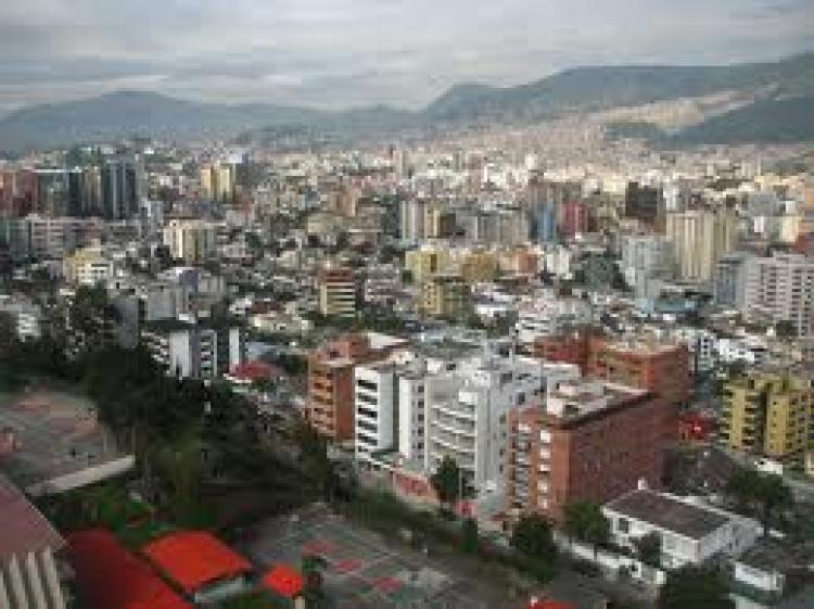 Foto Oficina en Arriendo en Iaquito, Quito, Pichincha - U$D 360 - OFA7559 - BienesOnLine