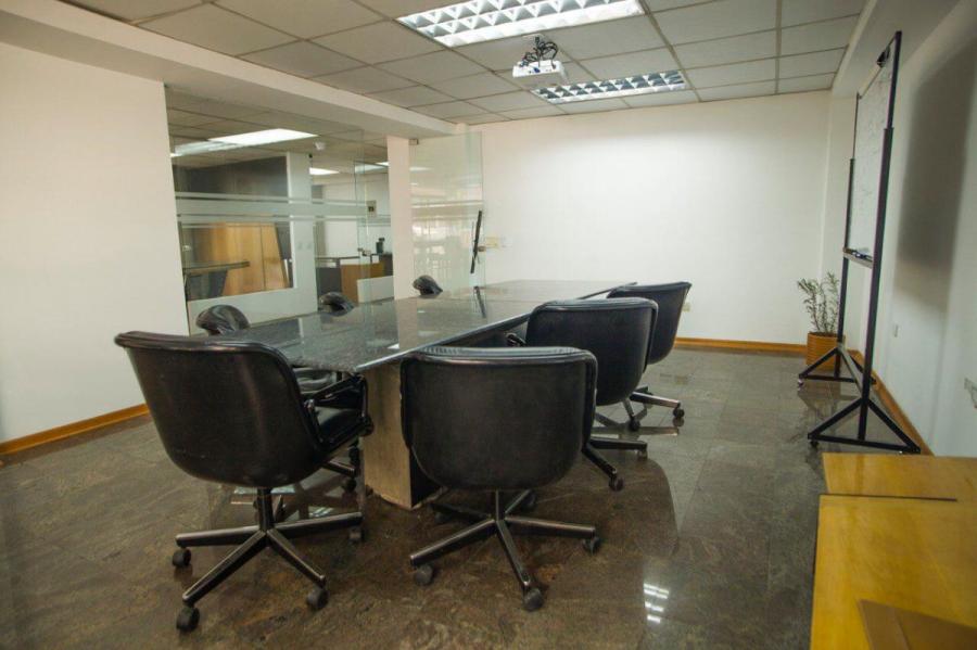 Foto Oficina en Arriendo en Quito, Sector Bellavista, Quito, Pichincha - OFA29967 - BienesOnLine