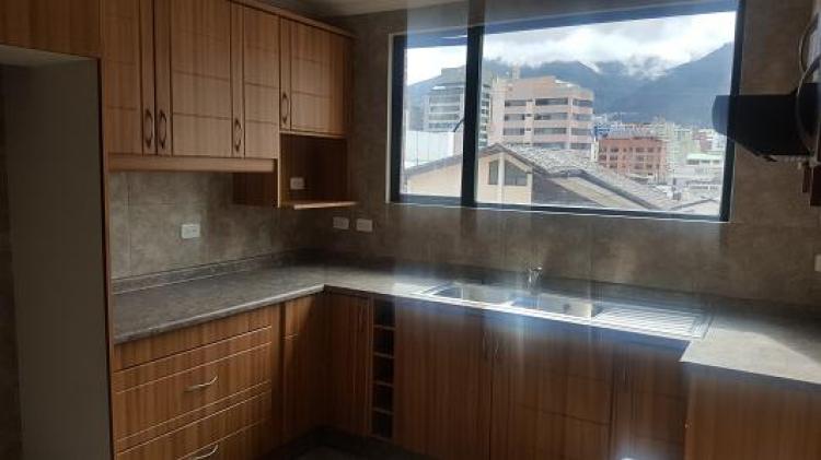 Foto Departamento en Arriendo en Batan Bajo, Quito, Pichincha - U$D 550 - DEA25054 - BienesOnLine
