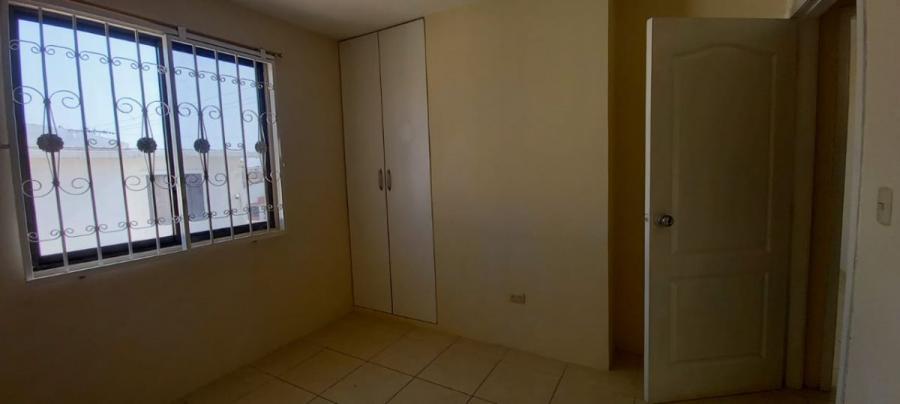 Foto Casa en Arriendo en Manta, Manabi - U$D 400 - CAA38186 - BienesOnLine