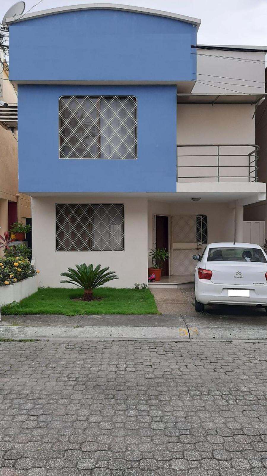 Foto Casa en Venta en GUAYAQUIL, Guayas - U$D 120.000 - CAV32427 - BienesOnLine