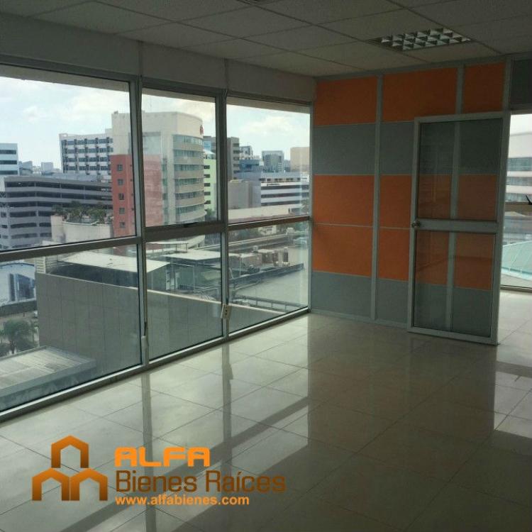 Foto Oficina en Arriendo en Guayaquil, Guayas - U$D 1.400 - OFA22683 - BienesOnLine