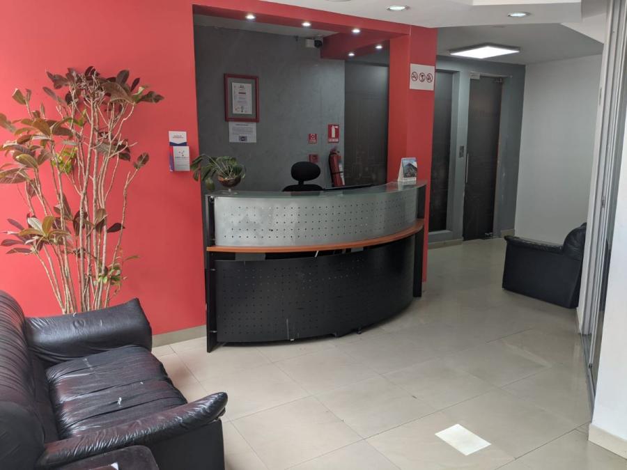 Foto Oficina en Arriendo en La Colon, Quito, Pichincha - U$D 2.600 - OFA35661 - BienesOnLine